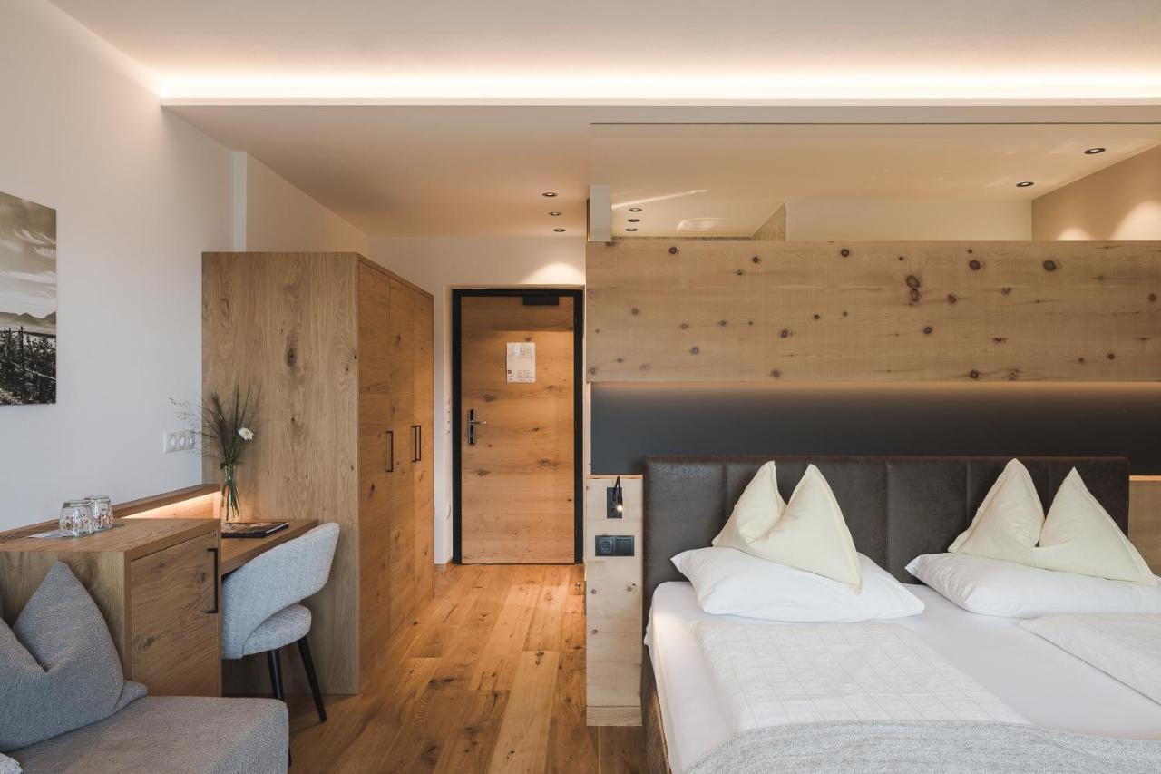 Naturhotel Gruberhof Schenna Bagian luar foto