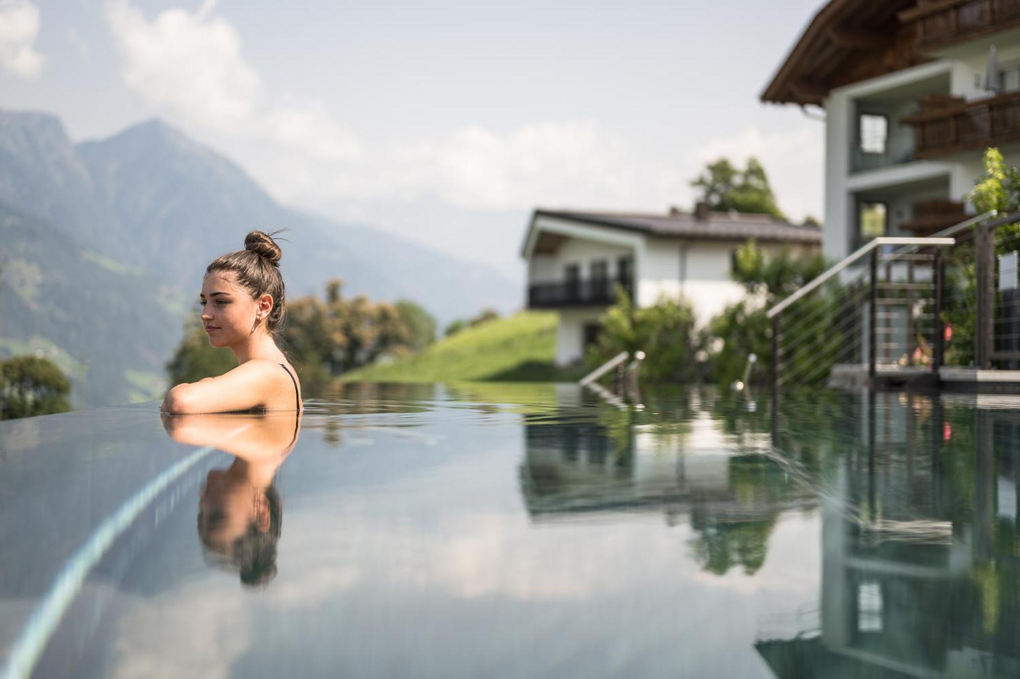 Naturhotel Gruberhof Schenna Bagian luar foto