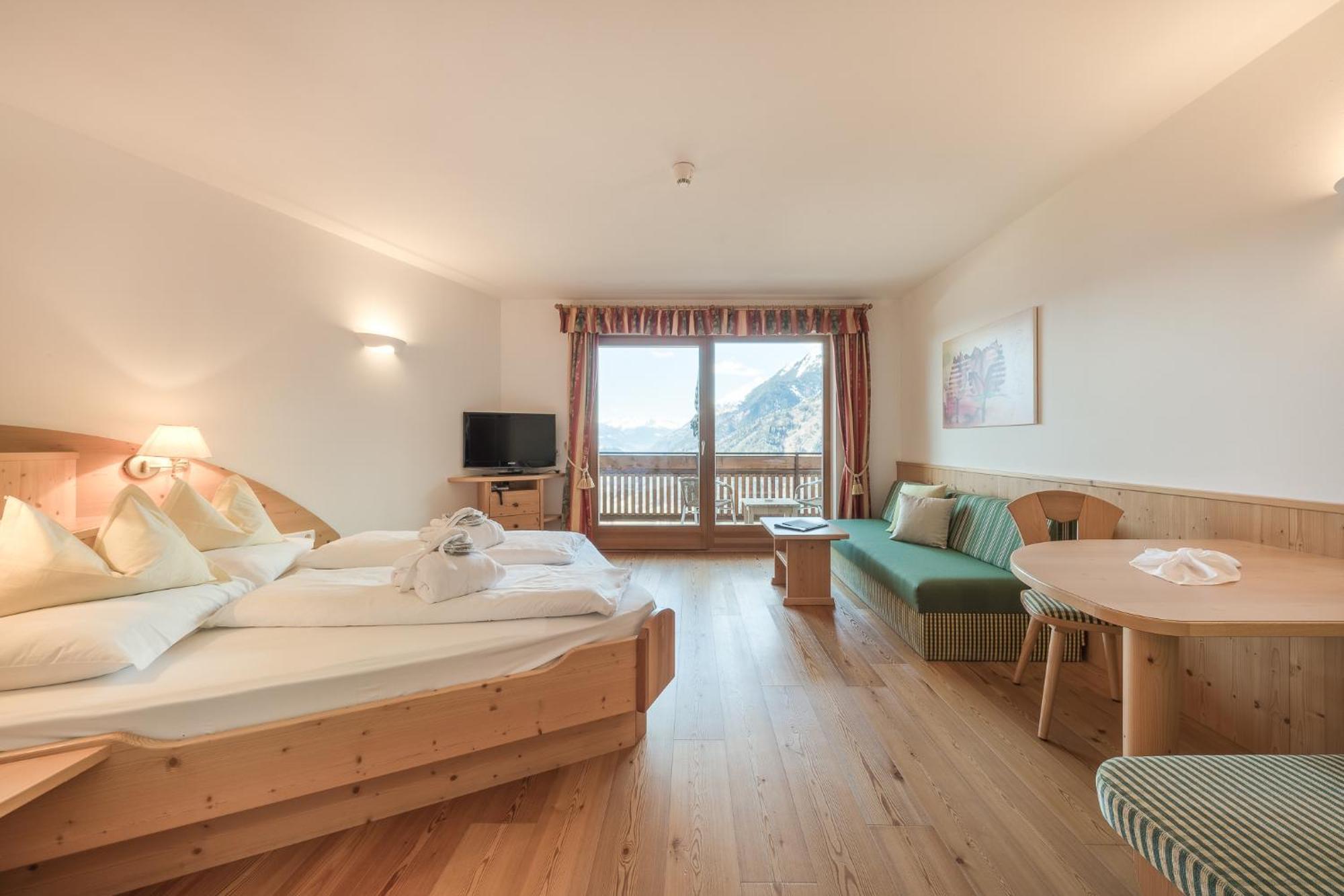 Naturhotel Gruberhof Schenna Bagian luar foto