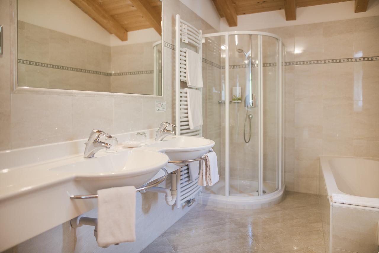 Naturhotel Gruberhof Schenna Bagian luar foto