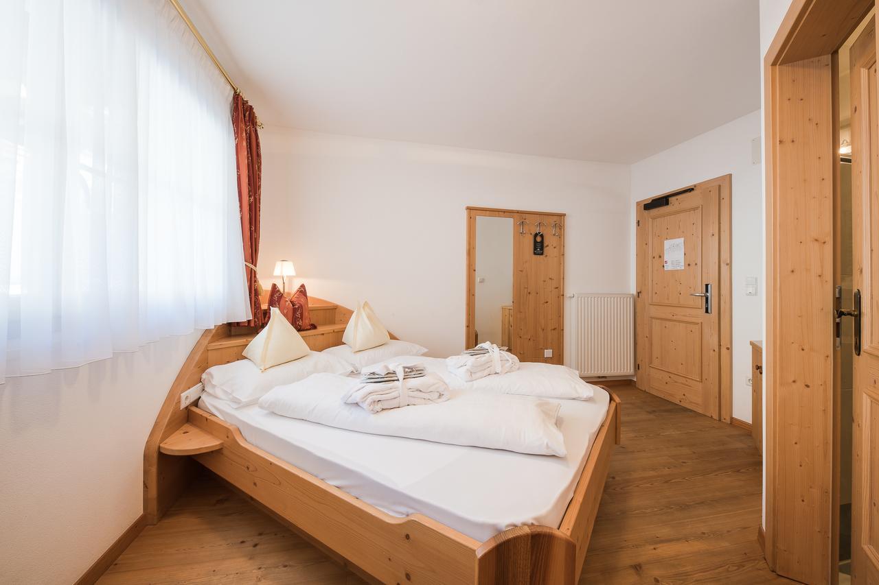 Naturhotel Gruberhof Schenna Bagian luar foto