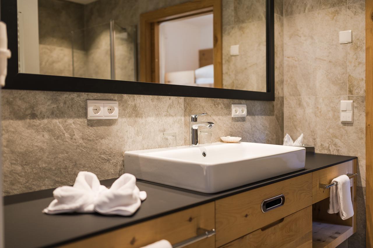 Naturhotel Gruberhof Schenna Bagian luar foto