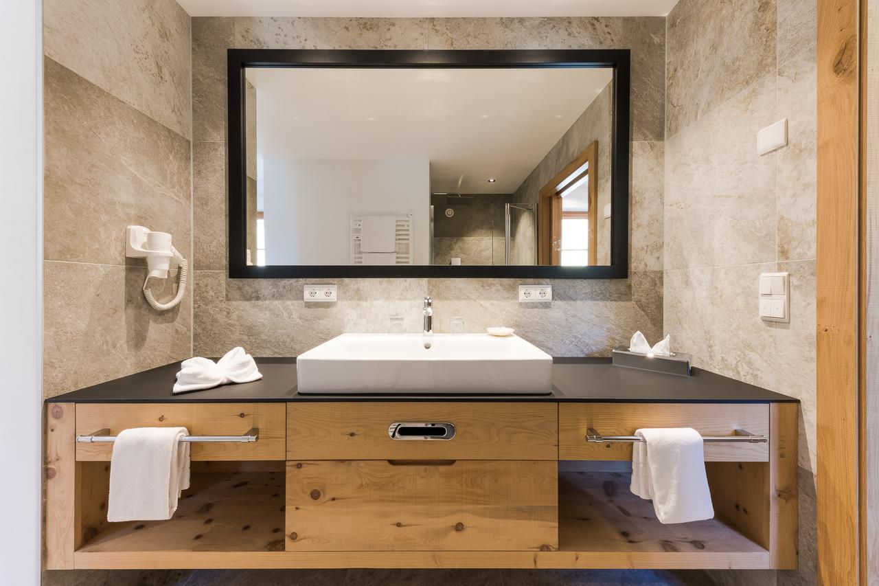 Naturhotel Gruberhof Schenna Bagian luar foto